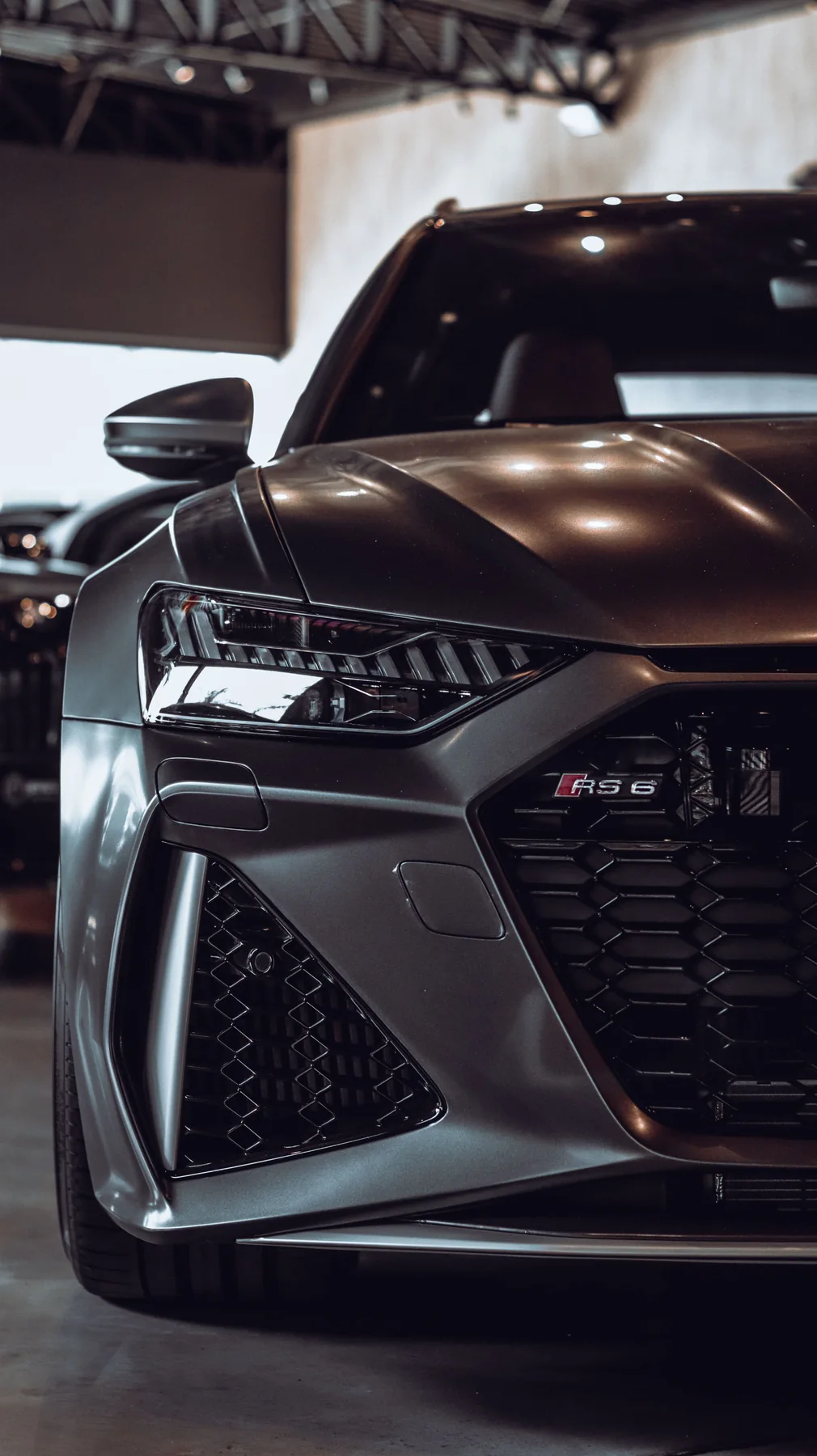 Détail avant d’un véhicule premium